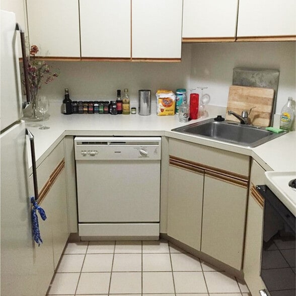 Kitchen - 2020 Walnut St