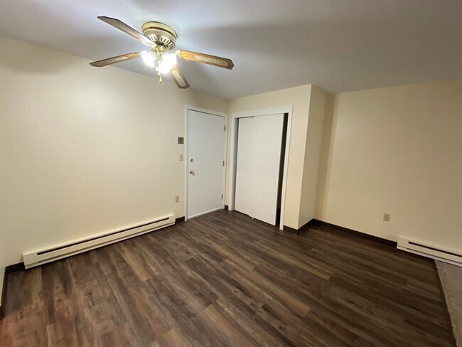 Building Photo - 143 Eastern Ave