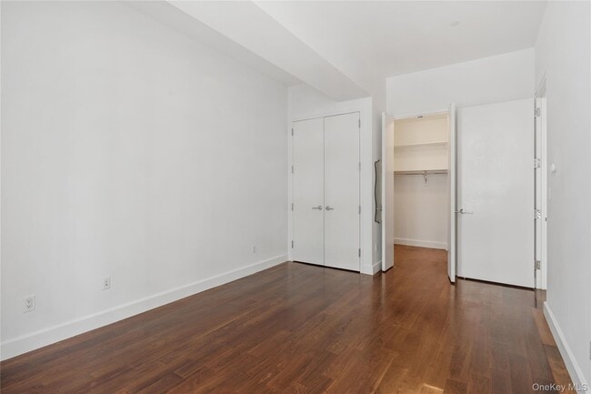 Building Photo - 2-17-17 51st Ave