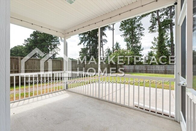 Building Photo - 205 Clear Sky Ln