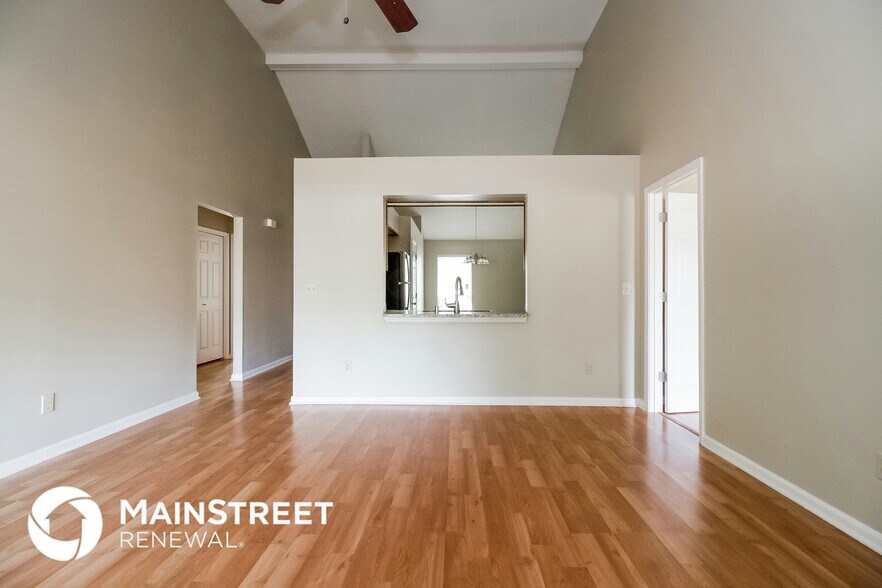 Building Photo - 516 Church Ln