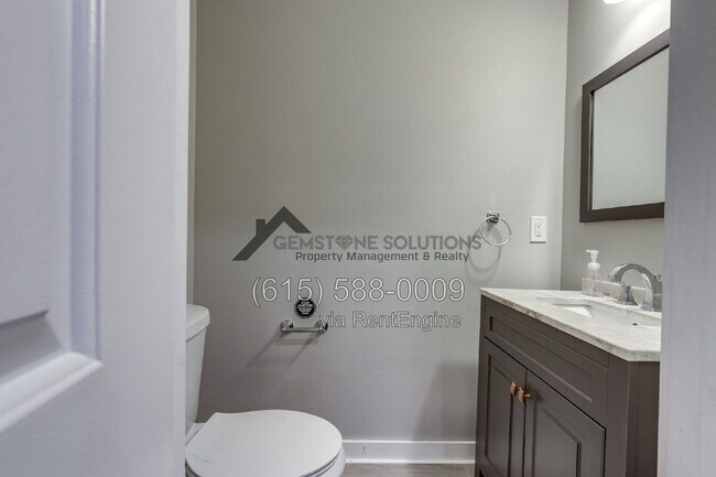 Building Photo - 1516 23rd Ave N