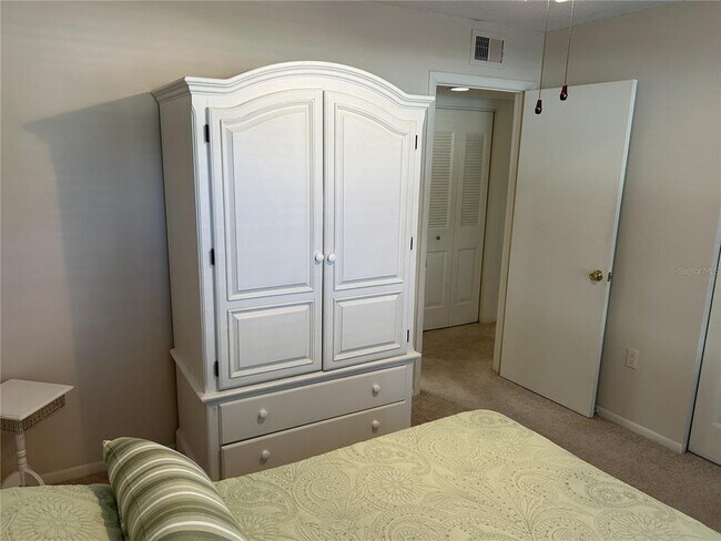 Building Photo - 1316 Pasadena Ave S