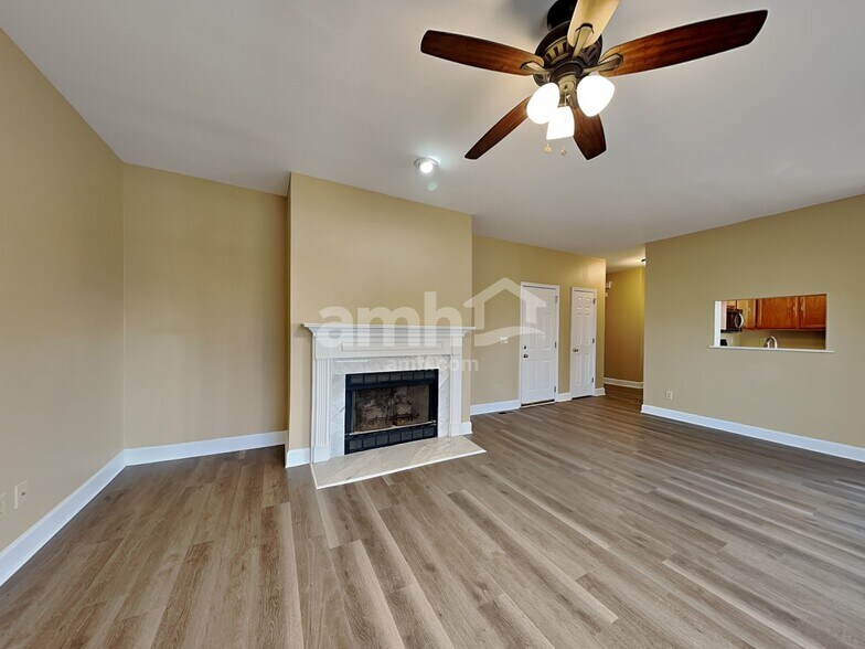 Building Photo - 1432 Brighton Cir