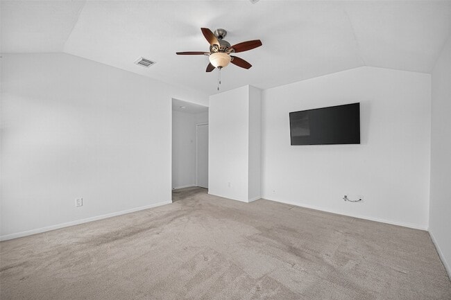 Building Photo - 1806 Oak Ridge Dr