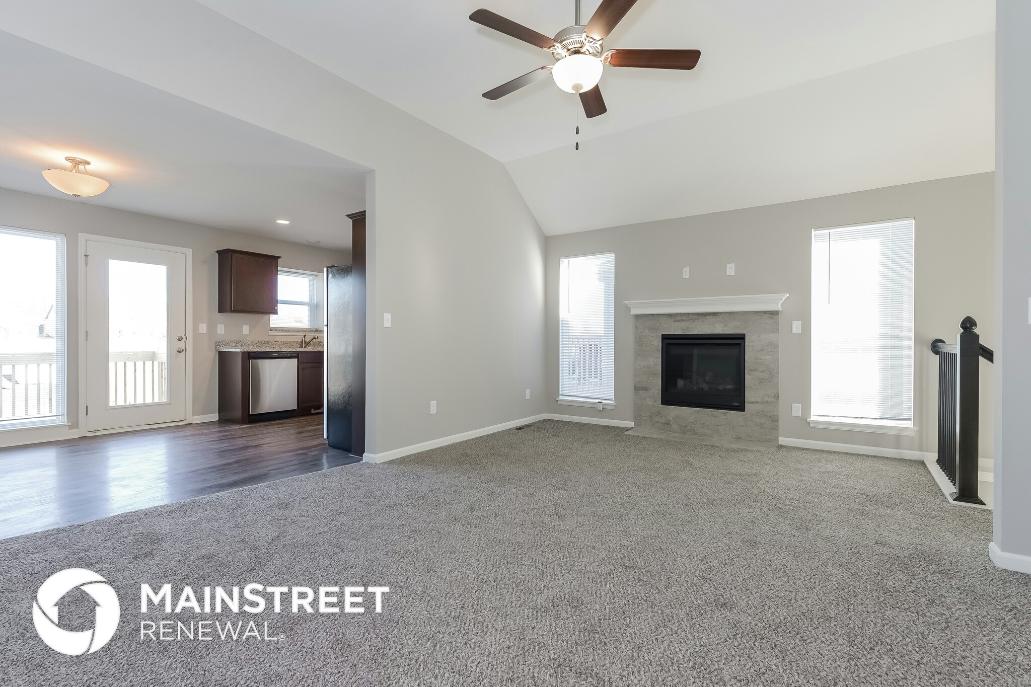 Building Photo - 100 Samantha St