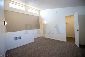 Building Photo - 5196 Gray Ln