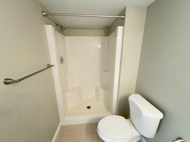 Building Photo - 185 Lindfield Cir