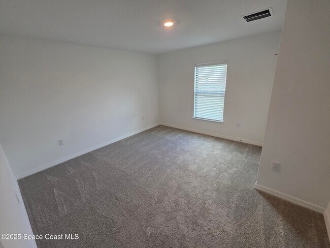 Building Photo - 482 Consolata Ave NW