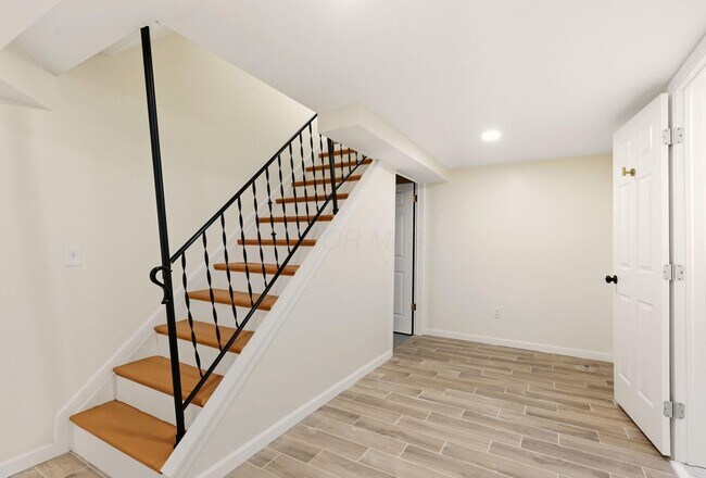 Building Photo - 3938 Halsey Pl