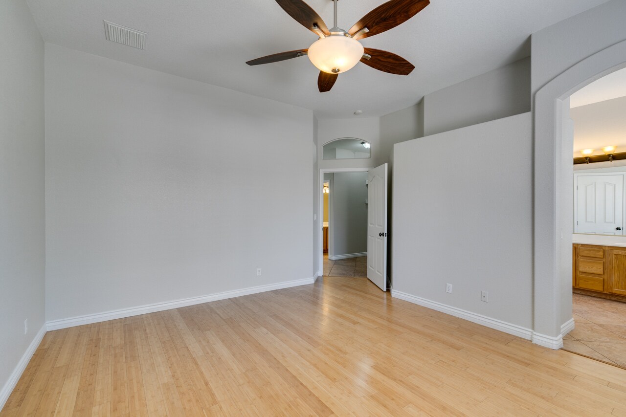 Building Photo - 1404 Pullman Pointe Ct