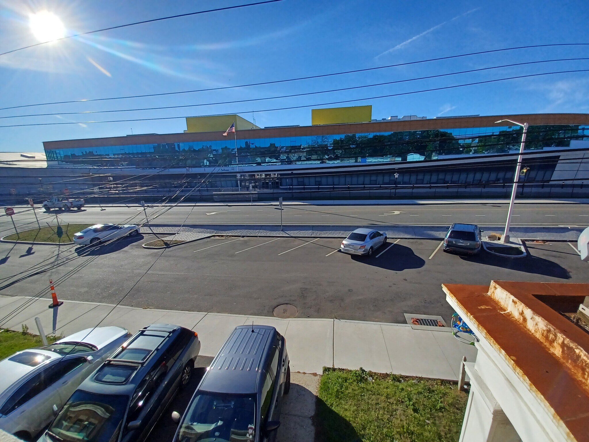 Building Photo - 266 Bond St