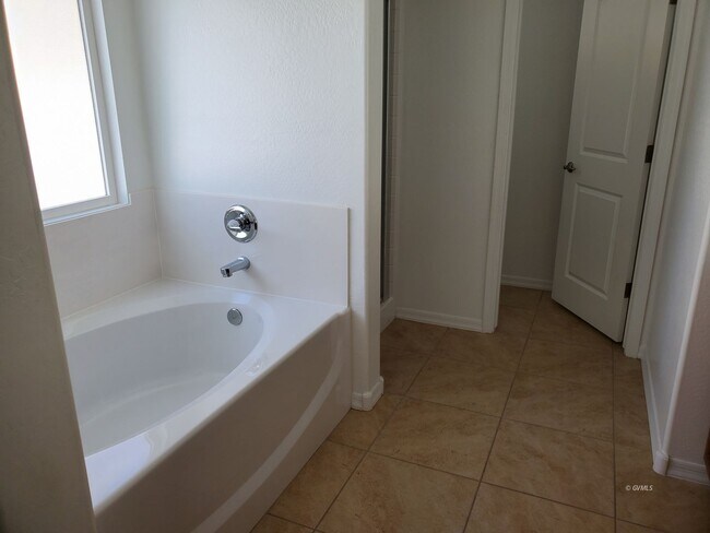 Building Photo - 1517 Verado Dr