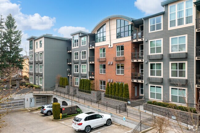 Building Photo - Fraser Court