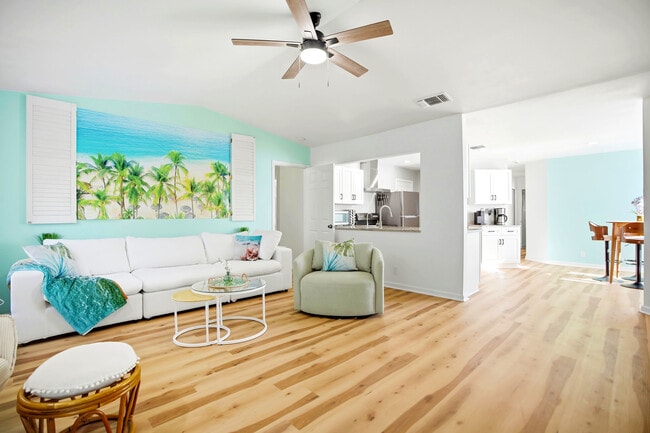 Building Photo - 11719 Spring Song Dr