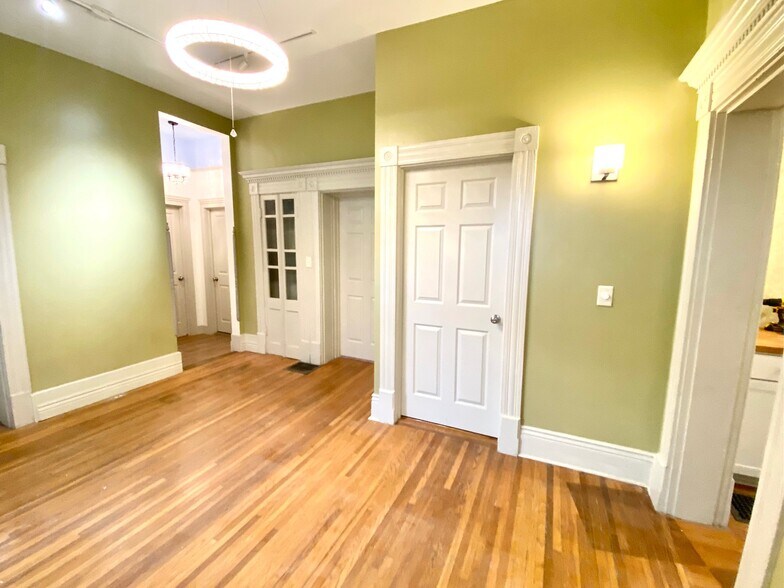 Dining room. - 1321 Highland St