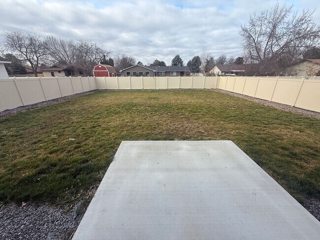 Building Photo - Single-Family Home in Desirable South Boise Location