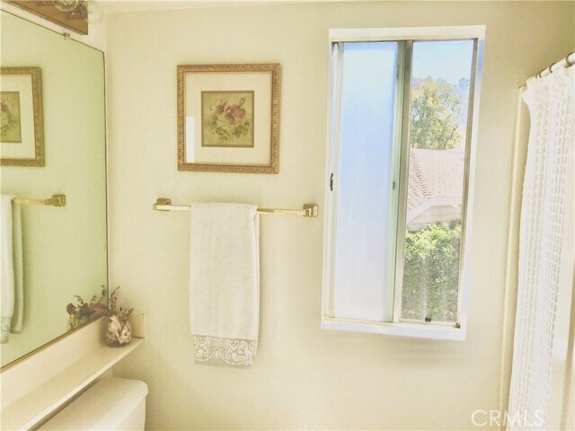Building Photo - 208 Santa Rosa Ct