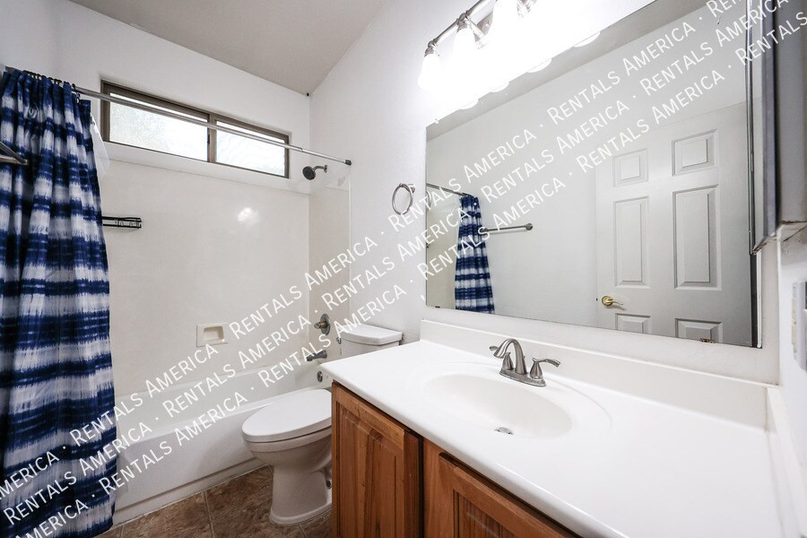 Building Photo - 21401 E Calle de Flores