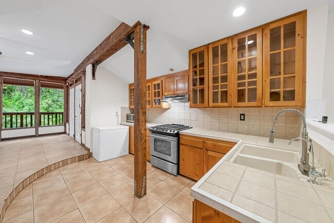 Building Photo - 12970 CA-9