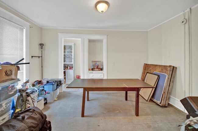 Building Photo - 909 Gaffield Pl