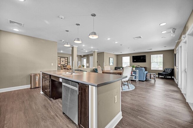 Building Photo - Kellinger Greene