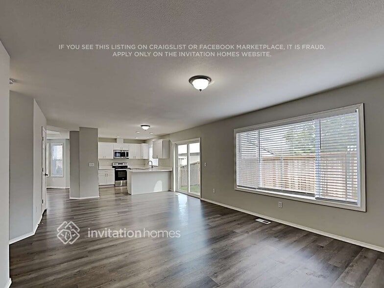 Building Photo - 1517 201st St E