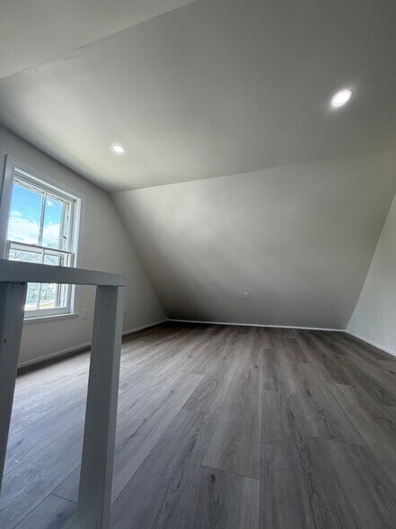Building Photo - 207 Watchung Ave