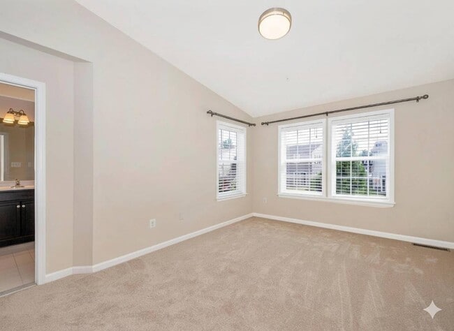 Building Photo - 1104 Frontline Dr