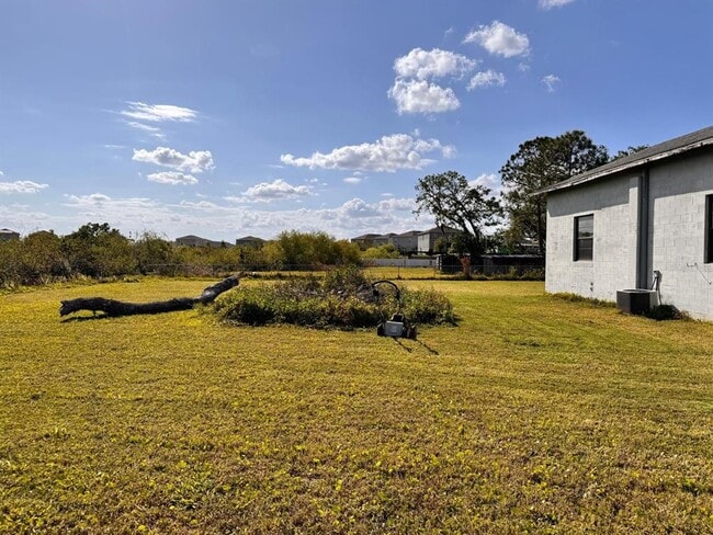 Building Photo - 2727 Massee Rd