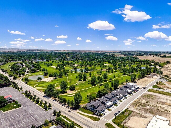 Building Photo - Beautiful South Meridian Home