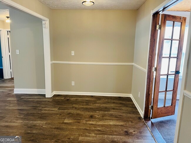 Building Photo - 2890 Garnet Way