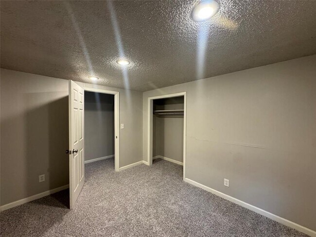Building Photo - 5007 Heflin Ln