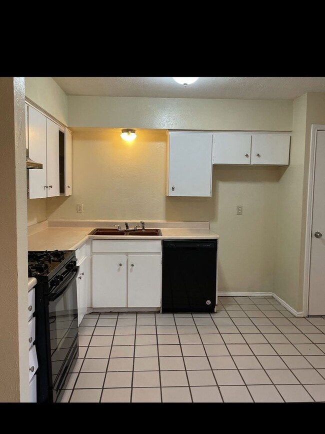 Building Photo - 7326 Harold Walker Dr