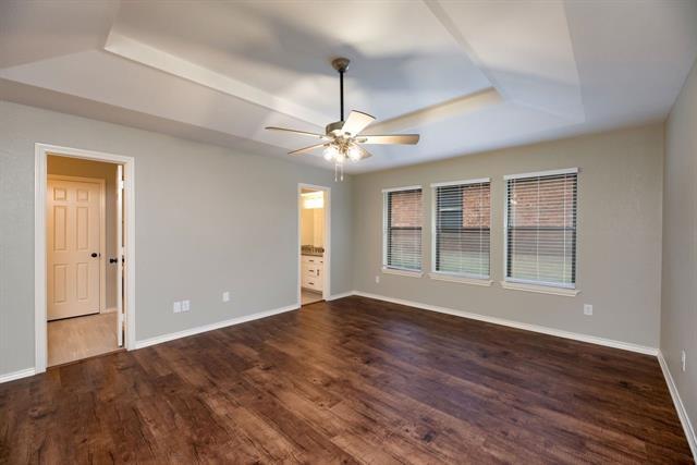 Building Photo - 2311 Wimbledon Dr