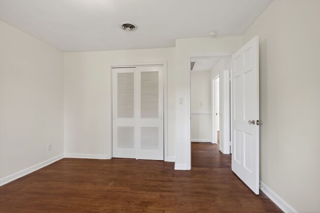 Building Photo - 513 Chesopeian Trail