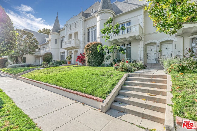 Building Photo - 6053 Scenic Ave