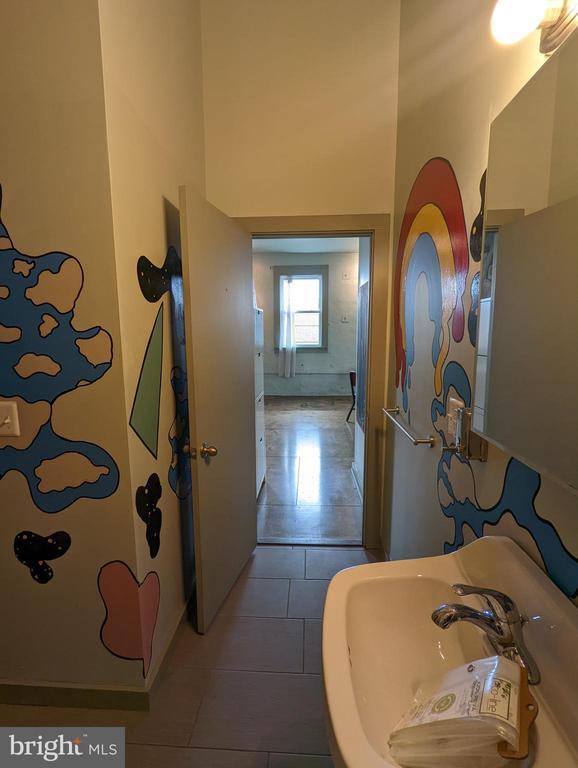 Building Photo - 2111 E Susquehanna Ave