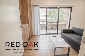 Building Photo - 7810 Topanga Canyon Blvd