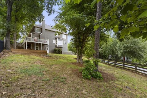 Building Photo - 1680 Heritage Dr