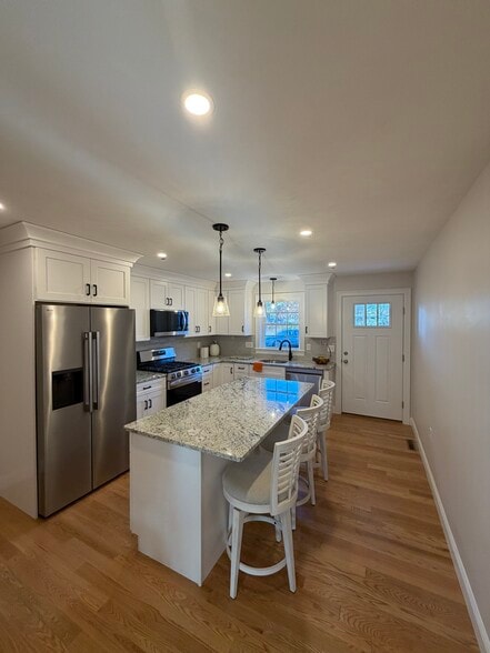 Kitchen - 507 Mendon Rd