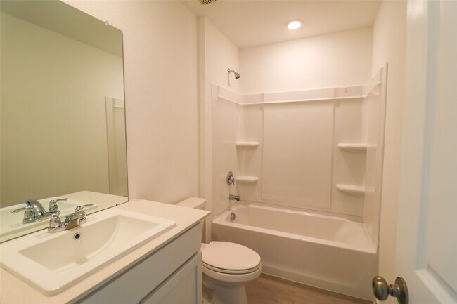 Building Photo - 31371 Black Cherry St