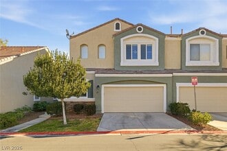 Building Photo - 972 Prestwick St