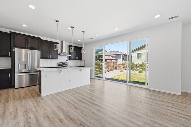 Building Photo - $2,940.95- 3-bed, 2.5 bath home in Aurora