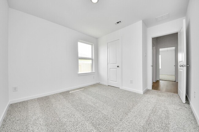 Building Photo - 1238 Sandy Shore Ln