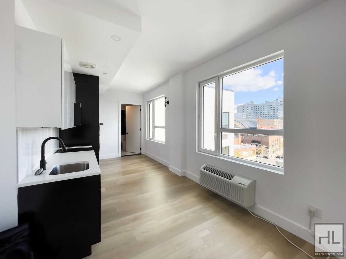 Building Photo - Crown Heights / Brooklyn / Sunlit 1-Bed 1-...