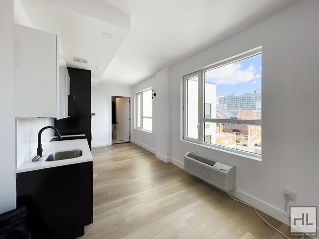 Building Photo - Crown Heights / Brooklyn / Sunlit 1-Bed 1-...