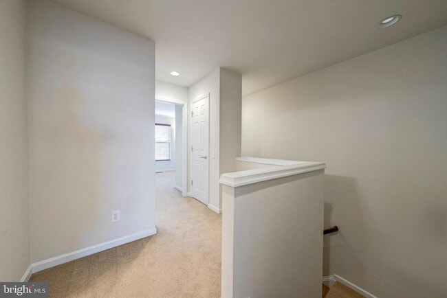 Building Photo - 42644 New Dawn Terrace