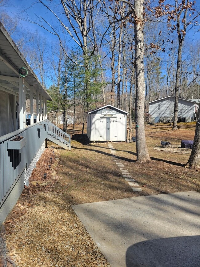 Building Photo - 133 Rugby Ct