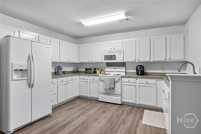 Building Photo - 231 Tigers Paw Dr